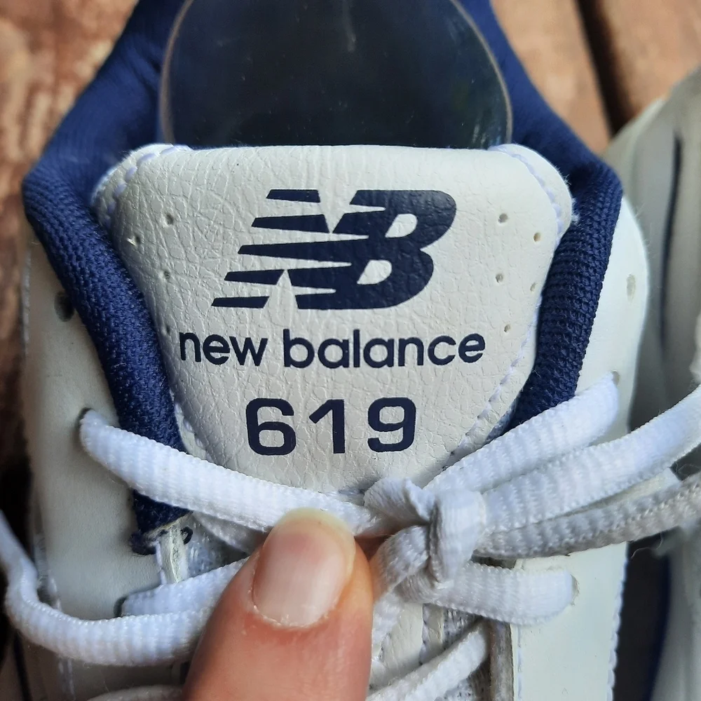 New Balance 619 White Navy Leather Comfort Orthopedic Sneaker MX619WN2 Size 9.5
